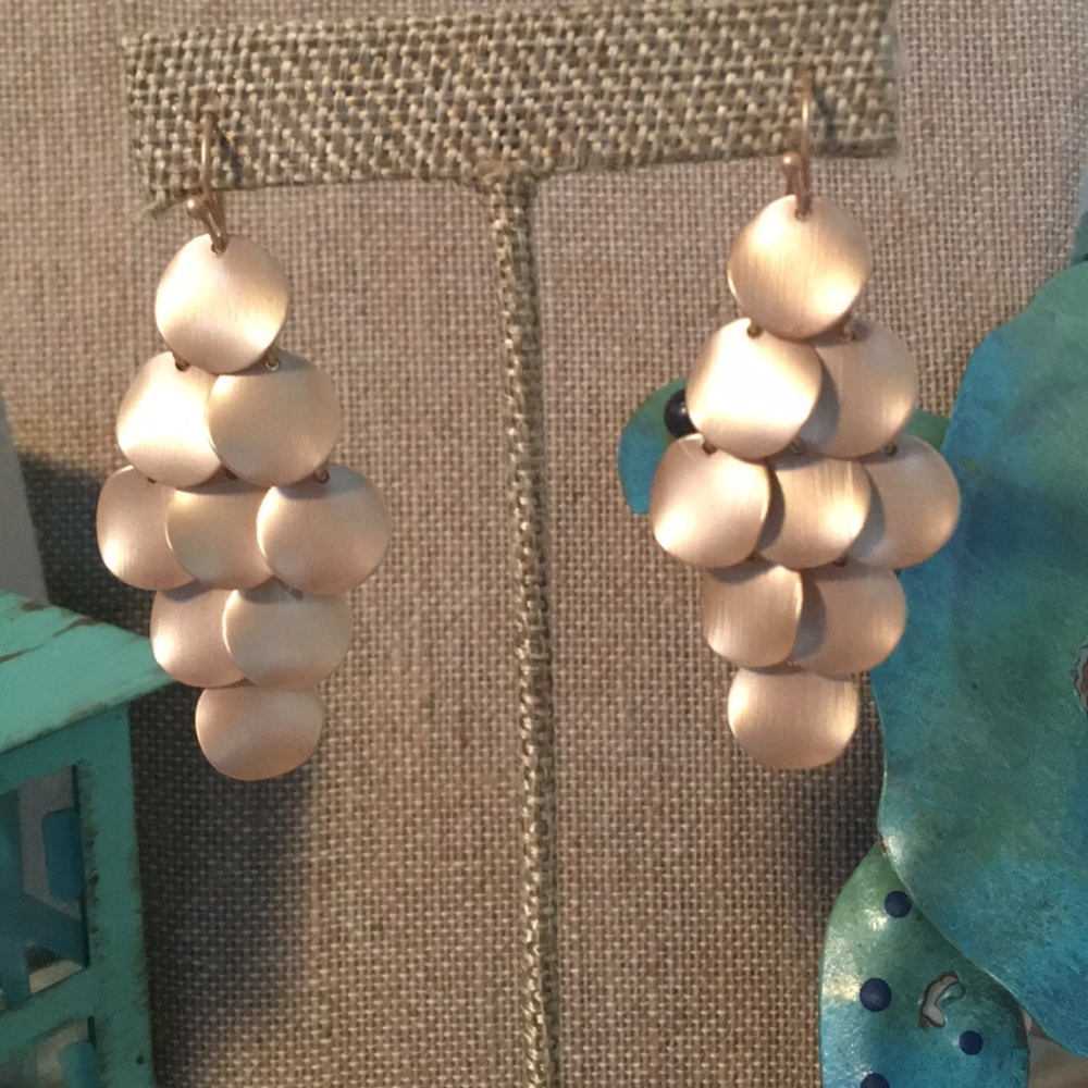 LAST SETMatte Finish goldtone Chandelier earrings - Picture 6 of 6